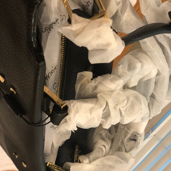 Calvin Klein’s L Doreen black leather - Picture 8 of 8